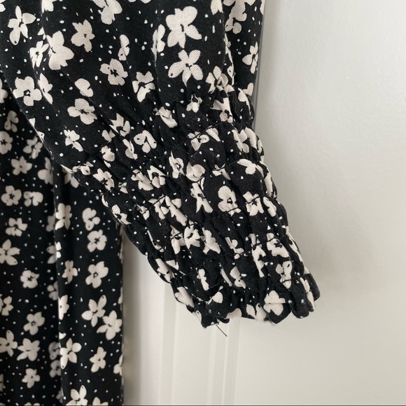 H&M smock-detail dress in black and white floral size L - Picture 7 of 13